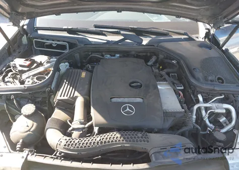 2017 Mercedes-Benz E 300 4Matic из США, поврежденный, VIN WDDZF4KB3HA208414